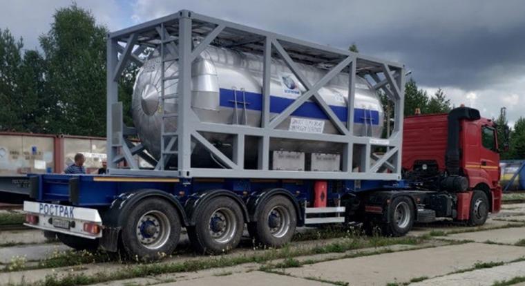 Transport Units for Aggressive Liquids Transportation