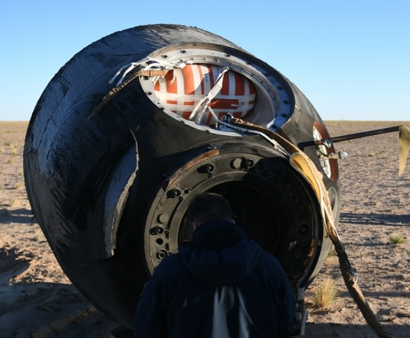 Descent module (a genuine capsule)