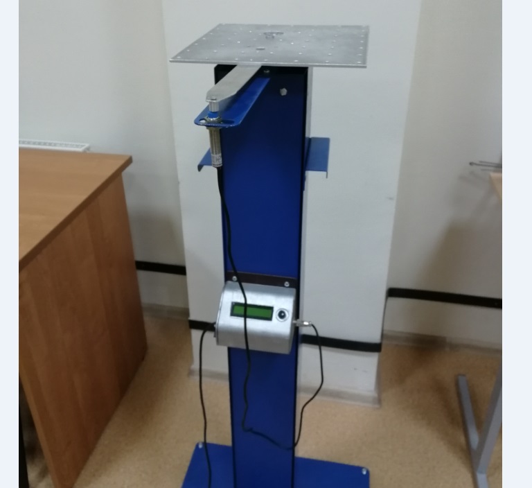 Equipment for determing the center-of-mass position and inertia characteristics of nanosatellites