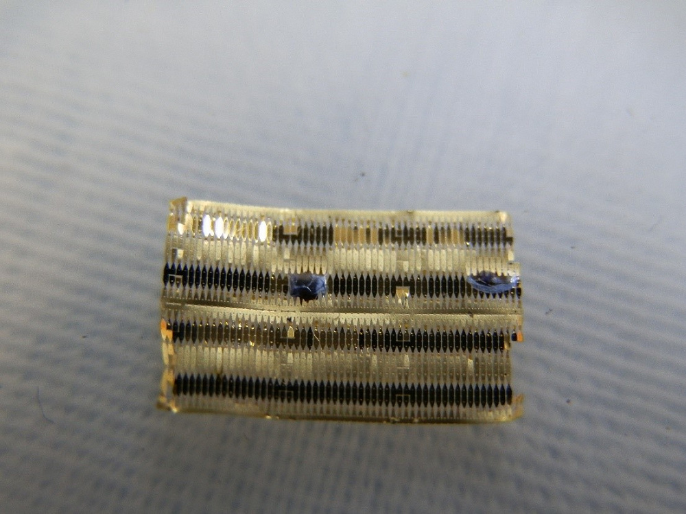 Microwave p-i-n elements