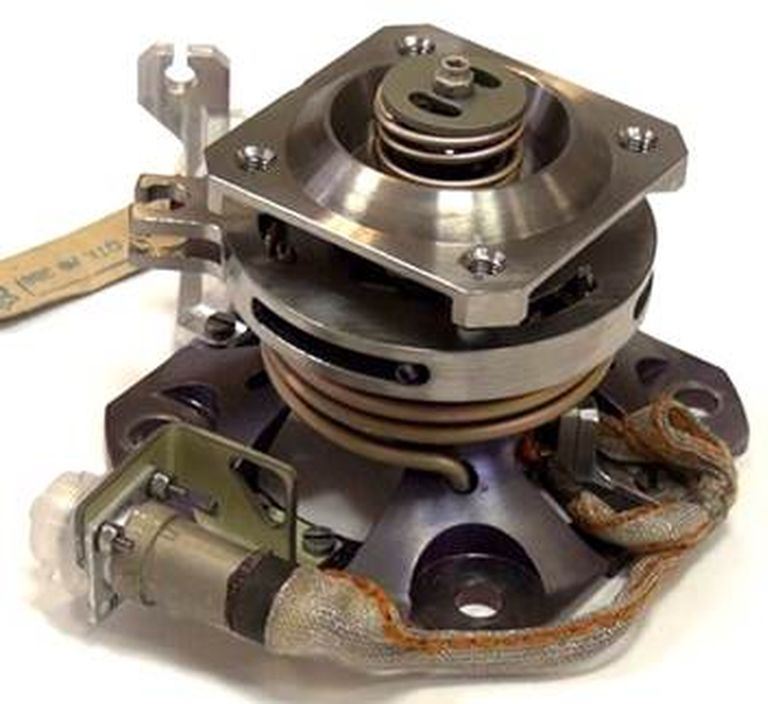 Antenna Reflector Hold-down Lock (mechanical) Type 2